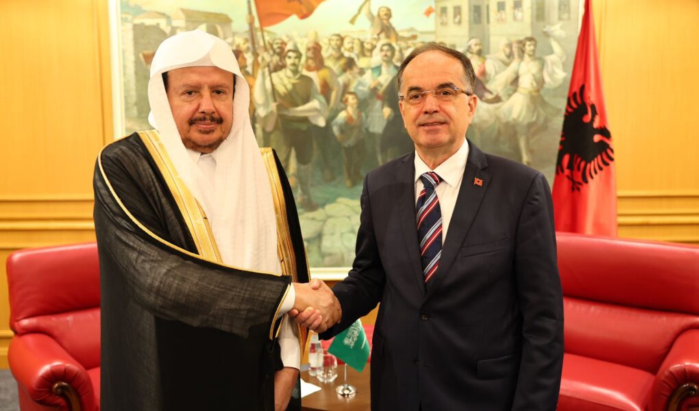 presidenti begaj pret ne takim kryeparlamentarin e mbreterise se arabise saudite ja per cfare biseduan