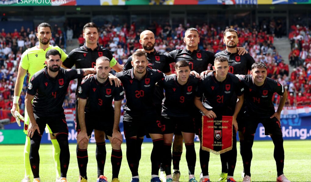 shqiperia ekipi me 10 flamuj marca skanon kuqezinjte me shume se nje kombetare