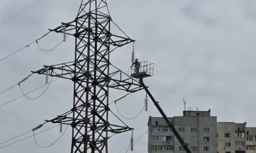 sulmet nga rusia demtojne infrastrukturen energjetike norvegjia e ndihmon ukrainen me mbi 100 mln dollare