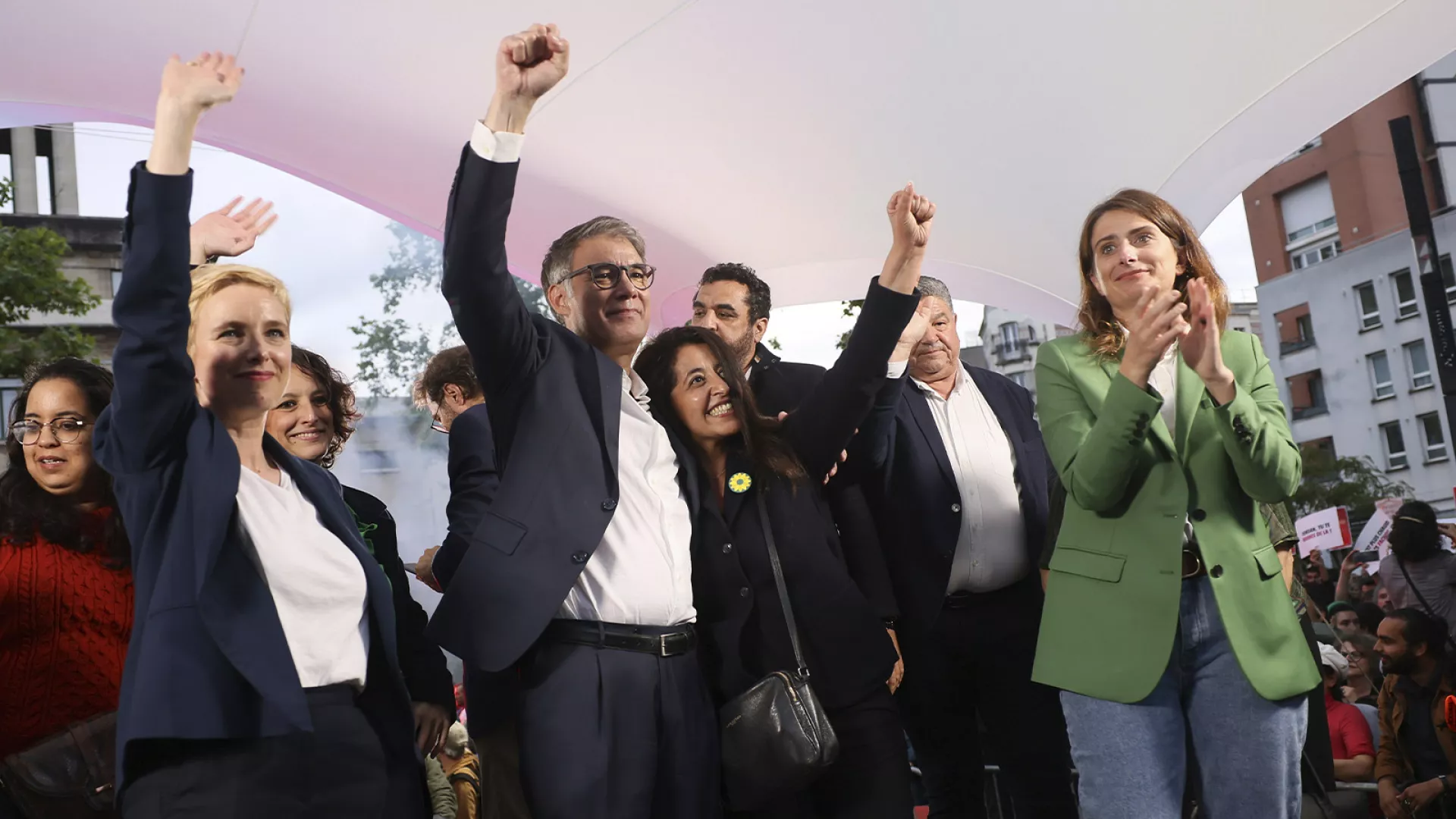 zgjedhjet e parakohshme ne france te gjelbrit i bejne thirrje koalicionit te macron te bllokoje te djathten ekstreme ne raundin e dyte