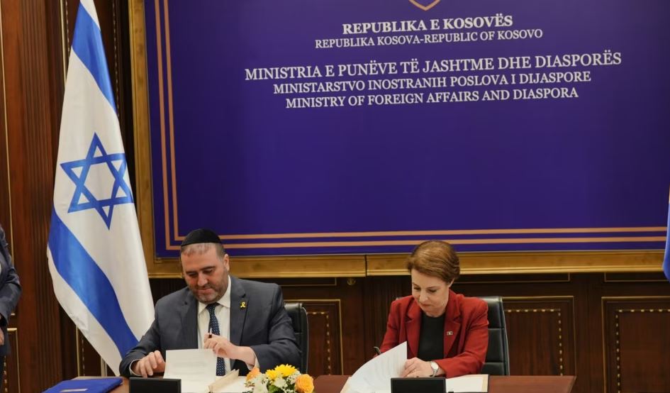 zyrtarizuan marredheniet diplomatike 3 vite me pare kosova dhe izraeli nenshkruajne marreveshje per heqjen e vizave