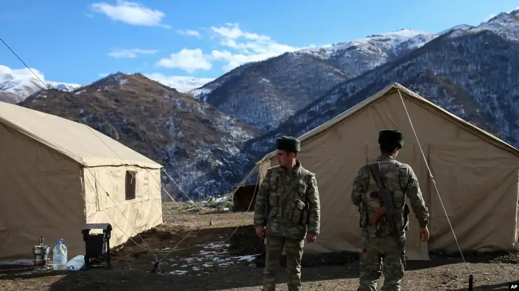 azerbajxhani kercenon me veprim ushtarak kunder armenise pas provokimeve ne kufi
