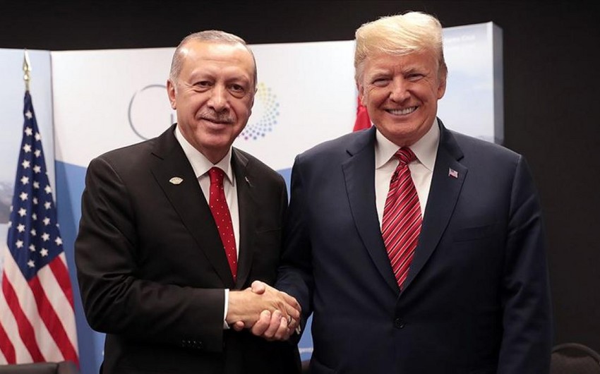 erdogan zhvillon bisede telefonike me ish presidentin amerikan donald trump
