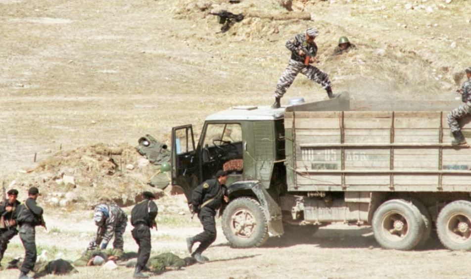 kina mohon se po nderton baze ushtarake ne taxhikistan po bashkepunojne per kontrollin e krimit te organizuar nderkufitar