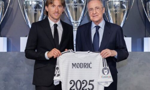 luka modric eshte madrilen deri ne 2025 en ja rekordet qe e presin kroatin