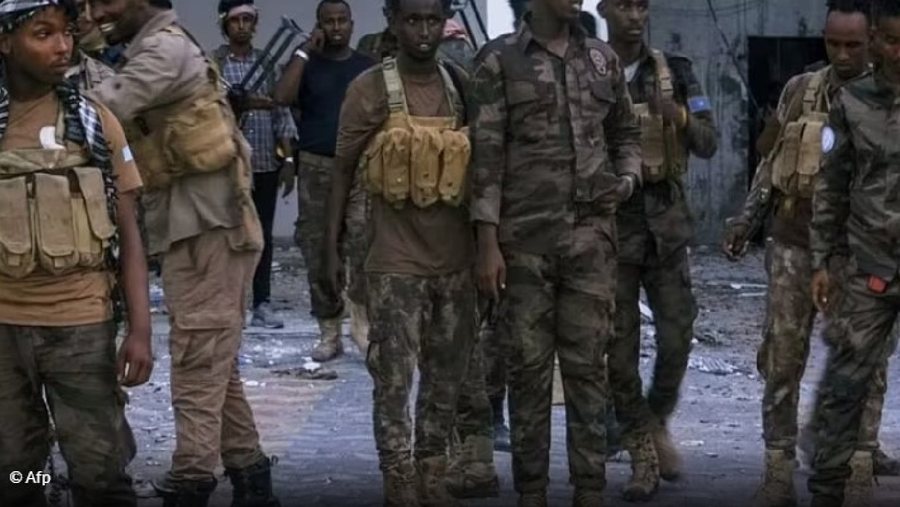 mbi 100 te vrare luftime te ashpra ne afrike mes ushtrise dhe militanteve te al shabaab