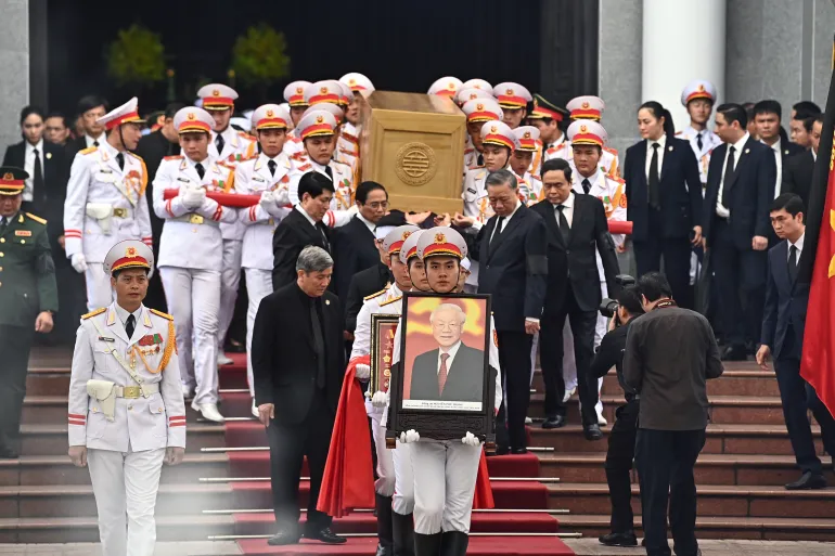 mijera njerez ne vietnam mbajne zi ne funeralin e shefit te partise komuniste trong