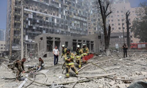 nje nga sulmet me te keqija qe nga fillimi i luftes zyrtaret ukrainas 20 te vrare nga sulmi masiv me