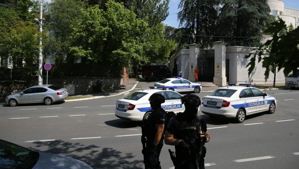serbian policemans alleged killer shot dead