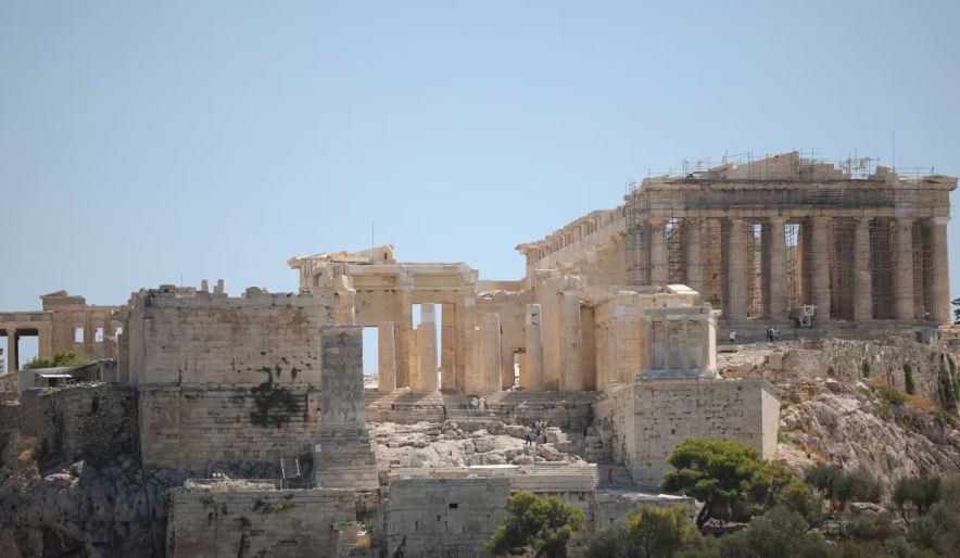 temperatura ekstreme greqia mbyll akropolin per disa ore ne mes te dites