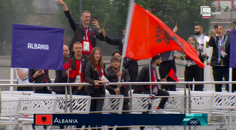 video ceremonia e pazakonte e hapjes se lojerave olimpike shihni delegacionin shqiptar ne parakalimin mbi varke