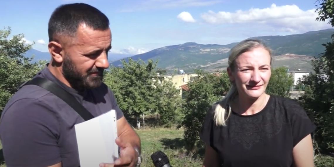 video kerkojne te rindertojne jeten ne kukes pasi la angline cifti shqiptaro cek shqiperia eshte vendi ideal