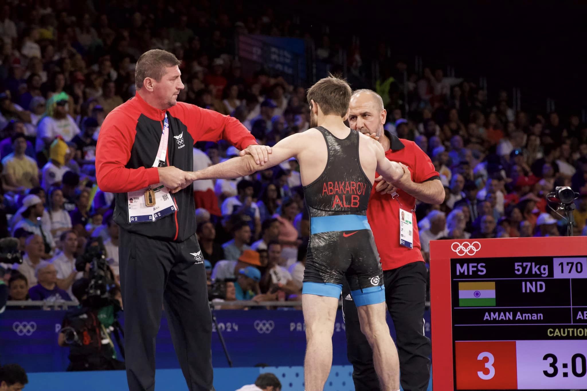 abakarov eleminohet ne cerekfinale mundesi qe perfaqeson shqiperine mbetet pa medalje te bronzte