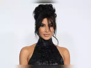 ajo do dike qe eshte i besueshem besnik dhe i drejtuar nga familja dhe femijet kim kardashian e hapur per takime