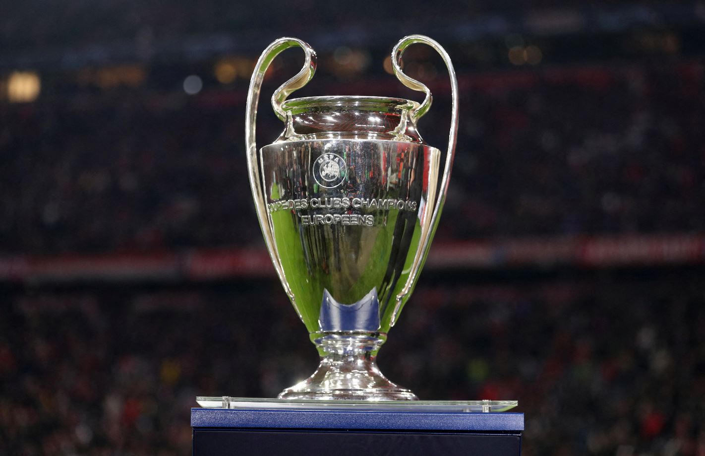 champions league ndryshon jo vetem format por edhe himnin per sezonin e ardhshem