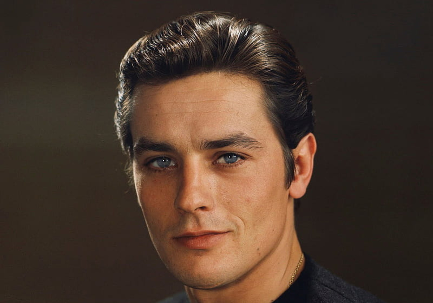 kinemaja ne zi ndahet nga jeta legjenda e filmit aktori dhe producenti francez alain delon nderron jete ne moshen 88 vjecare