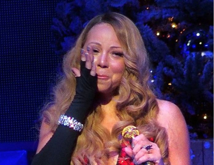 Mariah Carey humb nënën dhe motrën në të njëjtën ditë