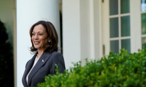 ngushtohet lista kamala harris mes dy figurave per te zgjedhur kandidatin per nenpresident te shba