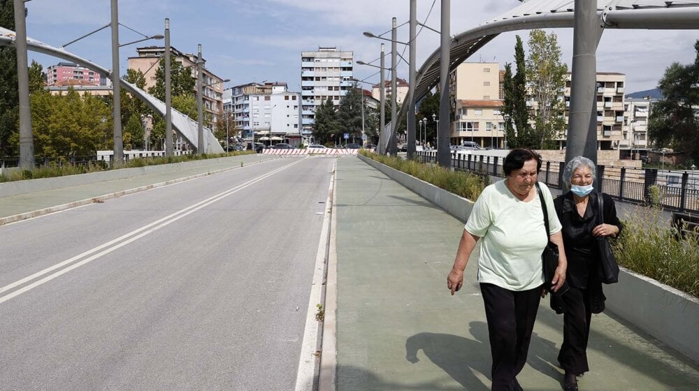 Një vit pas marrjes së vendimit, ende nuk ka datë për hapjen e urës në Ibër