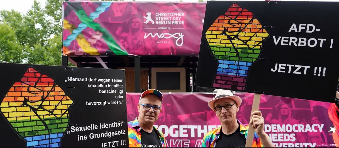 qeveria do te mbroje me kushtetute te drejtat e komunitetit lgbtq konservatoret dalin kunder perplasje per orientimin sksual ne gjermani