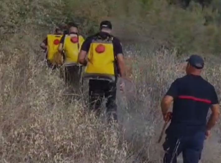 tentohet ti vihet zjarri malit partizan ne berat policia ne kerkim te autoreve te dyshuar