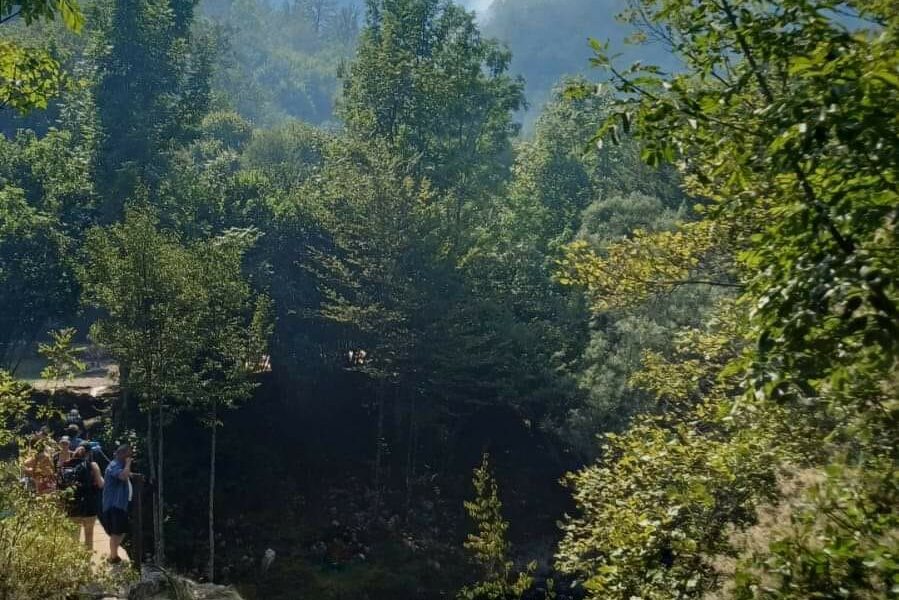 vater zjarri ne afersi te syrit te kalter kerkohet nderhyrje urgjente nga toka e ajri