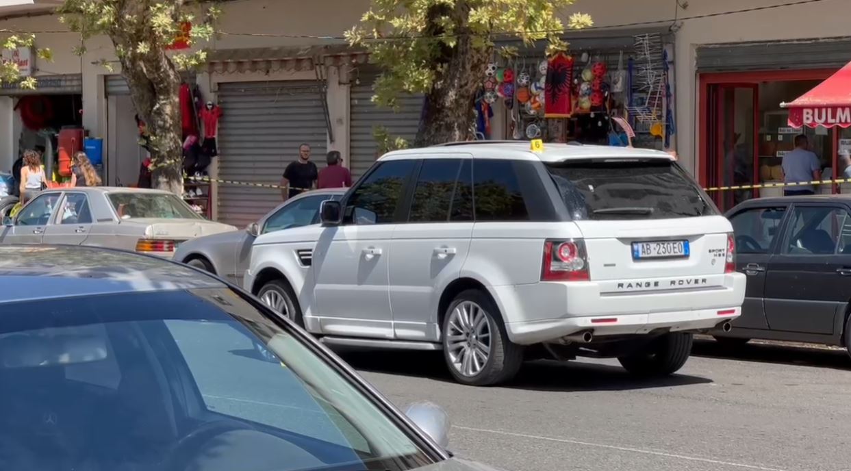 range rover te shtena me arme shkoder Arjon Kajoshi3