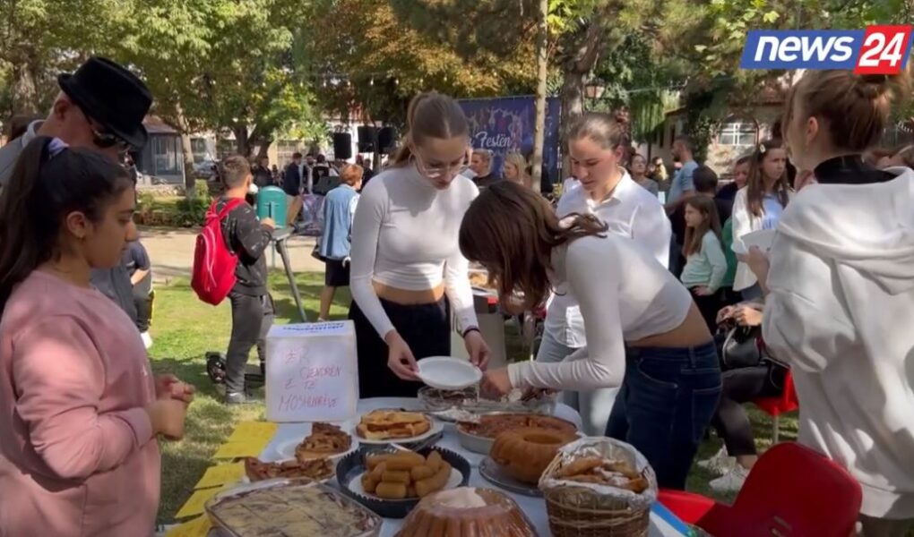 celet per te 17 it vit radhazi festa e embelsirave kryetari i bashkise maliq panairi promovon kulinarine e qytetit dhe fshatrave perreth