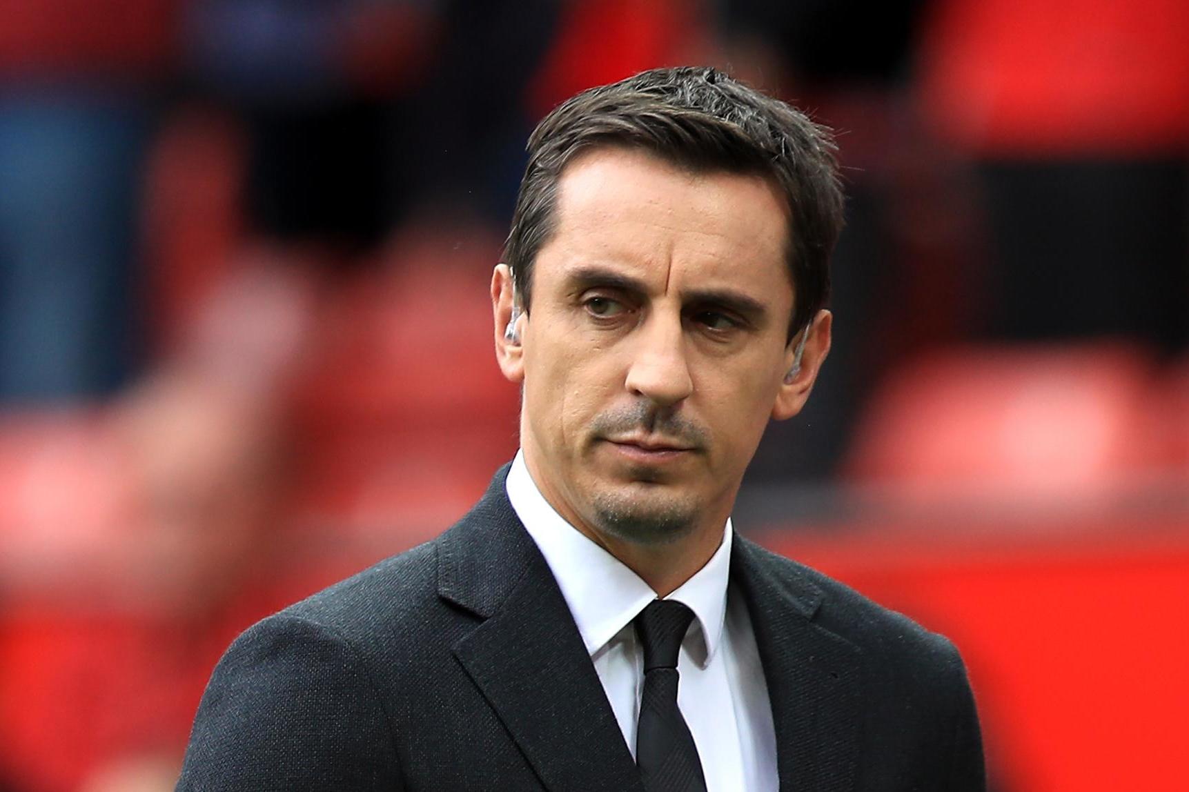 gary neville nuk ndal kritikat manchester united eshte kthyer si nje varreze per lojtaret