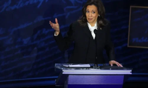 harris pajtohet me vendimin e biden per te terhequr trupat amerikane nga afganistani