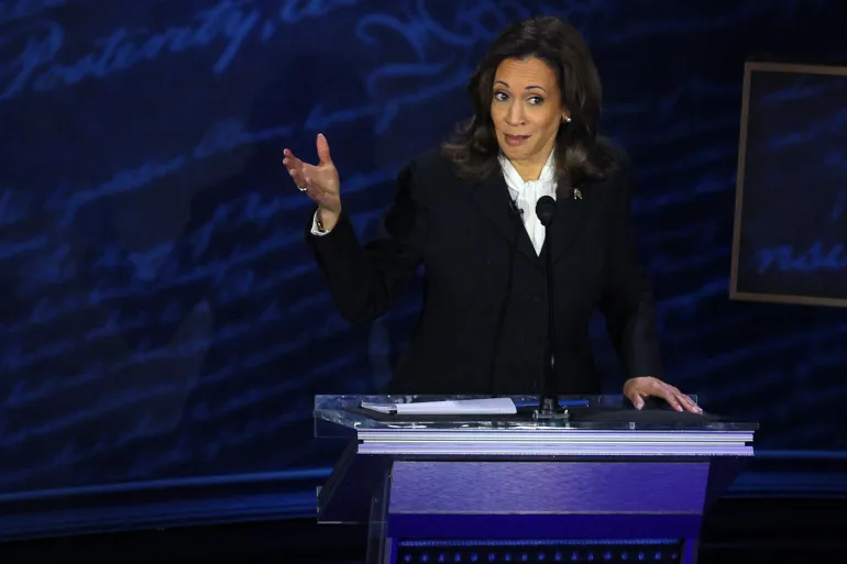 harris pajtohet me vendimin e biden per te terhequr trupat amerikane nga afganistani