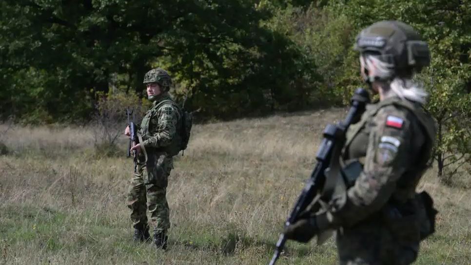 kfor dhe ushtria e serbise me patrullim te perbashket ne kufirin kosove serbi