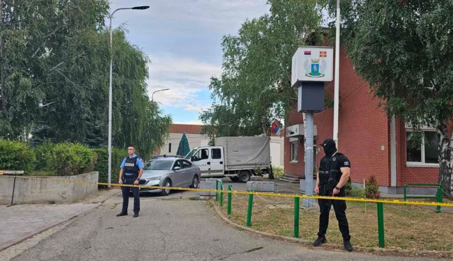 Mbyllja e komunave paralele në Veri të Kosovës, Policia merr në pyetje pesë të dyshuar