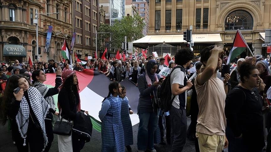 mijera qytetare protestojne ne australi mos i shisni arme izraelit