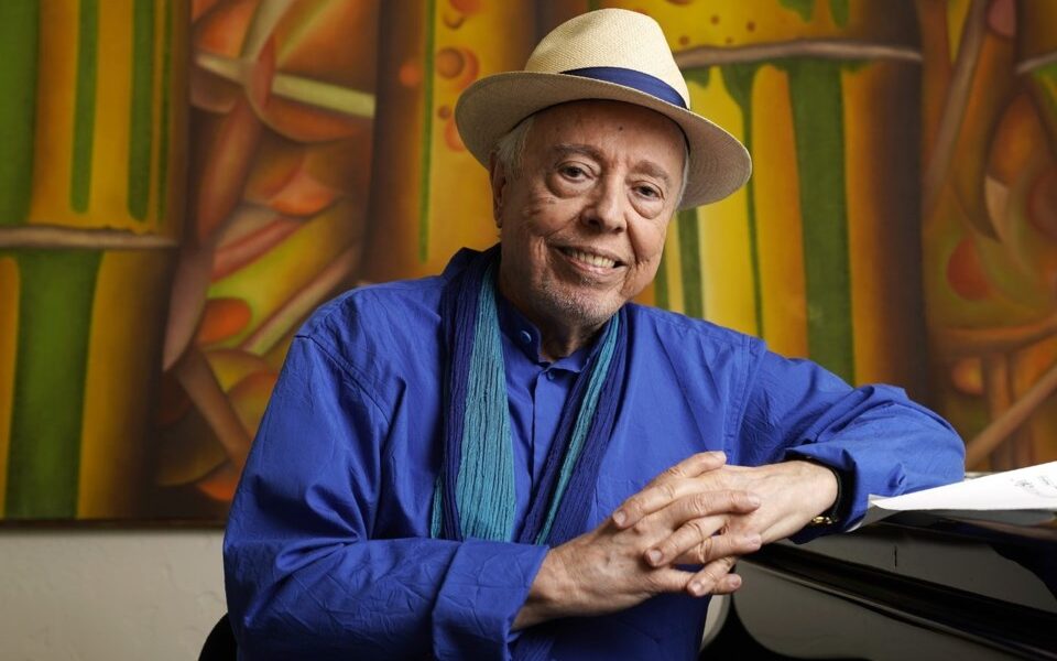 ndahet nga jeta ne moshen 83 vjecare muzikanti i madh brazilian sergio mendes