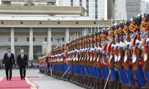 Putini viziton Mongolinë, pak ditë pas urdhrit për arrestim