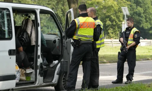 Rritja e kontrolleve në kufijtë tokësorë, zbërthehet grupi i trafikimit të emigrantëve në Gjermani