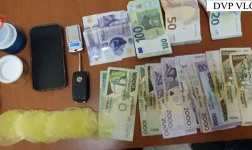 shiste lende narkotike perfundon ne pranga 35 vjecari ne vlore policia sekuestron 100 doza kokaine paund e euro