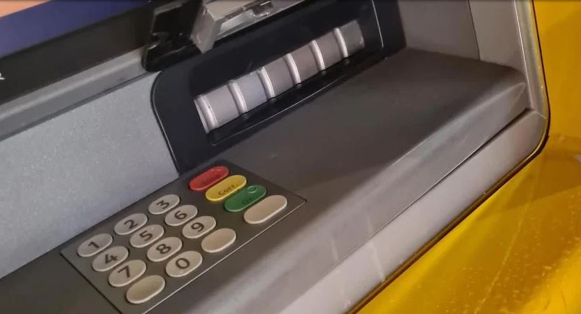 shperthenin bankomatet dhe i vidhnin shkaterrohet banda franko holandeze per dhjetera grabitje te atm ve ne evrope