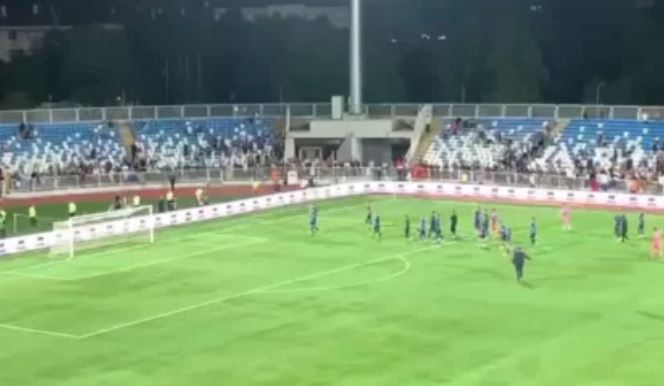 video humbja zhgenjyese ndaj rumanise tifozet dardane vershellejne futbollistet e kosoves