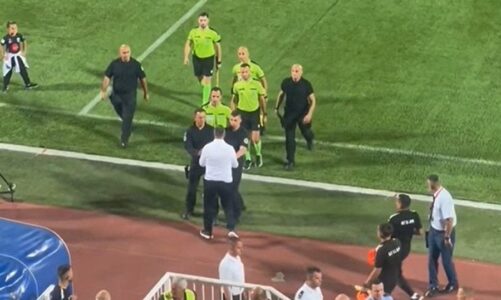 video momente tensioni ne futbollin kosovar trajneri batatina sulmon arbitrat