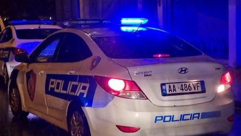 aksident i trefishte ne fier policia jep detaje makinat u perplasen me njera tjetren pastaj shtypen bagetite kater persona perfunduan ne spital