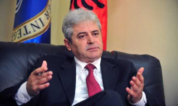 ali ahmeti leter lidereve te rajonit dhe nderkombetare per mbrojtjen dhe stabilitetin e vendit rrezikohen arritjet historike te shqiptareve ne rmv