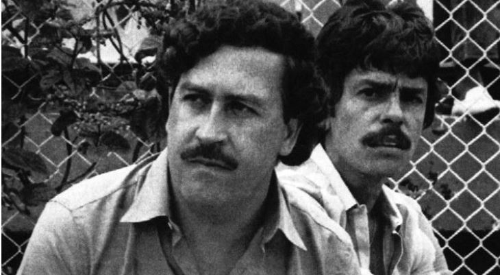 arrestohet mafiozi i rrezikshem italian e tradhtoi fotoja ne varrin e pablo escobar