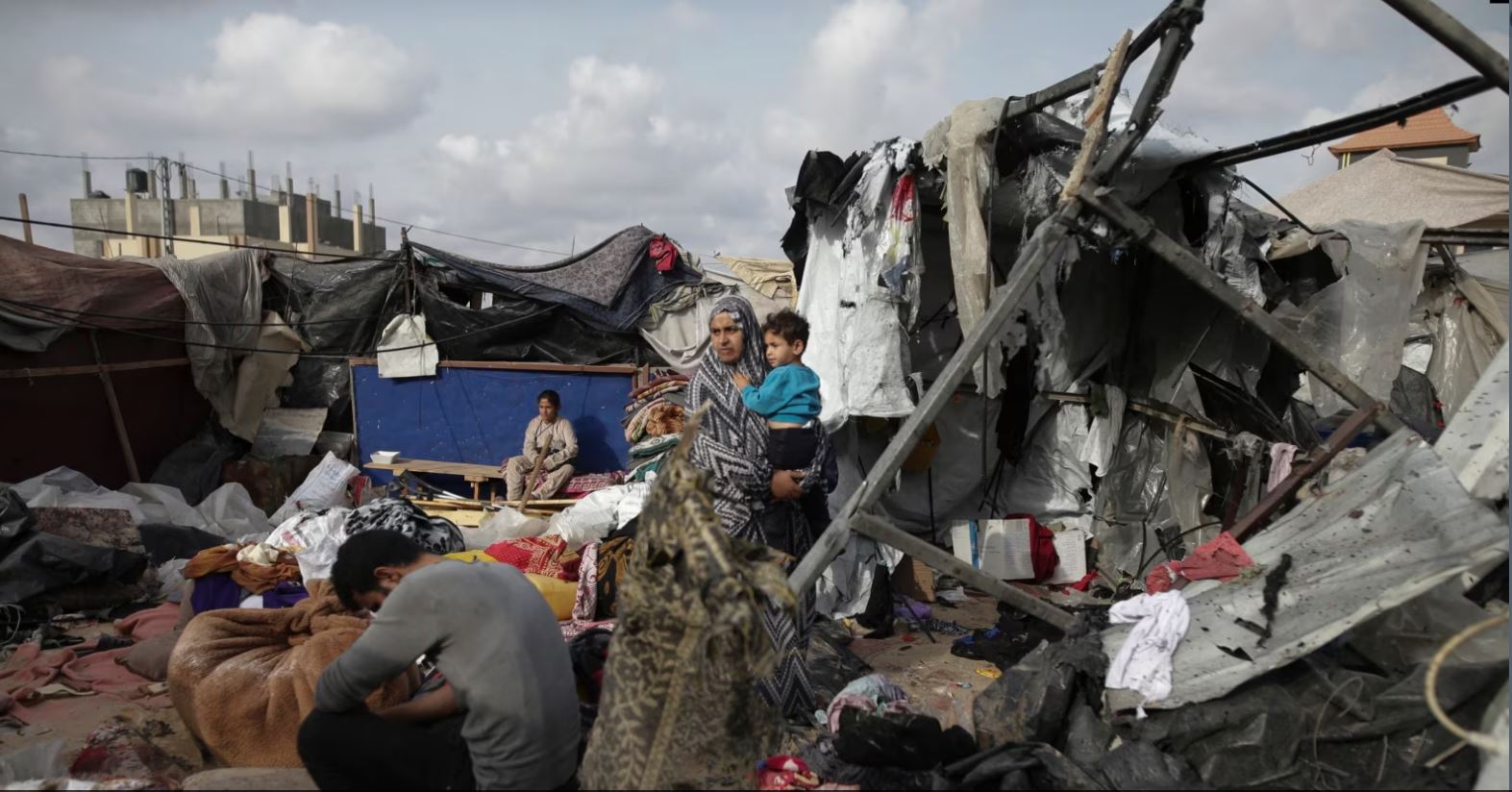 arrin ne 28 numri i te vdekurve nga nje sulm izraelit ne nje shkolle ne gaza