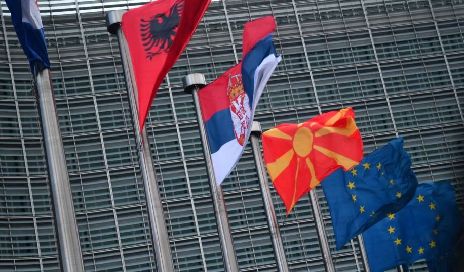 bashkimi europian miraton agjendat e reformave te shqiperise kosoves dhe tre shteteve tjera per planin e rritjes