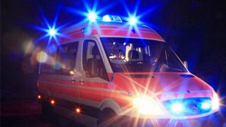 e rende ne tirane u paraqit ne spital per ndihme mjekesore nderron jete 12 vjecari