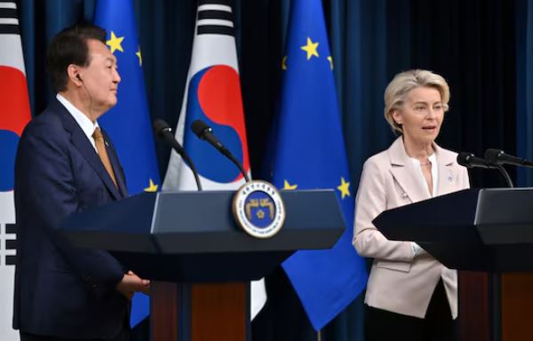 ndihma e kim jong un per rusine shqeteson komisionin evropian ursula von der leyen telefonate me presidentin e korese se jugut ja cfare u diskutua mes tyre