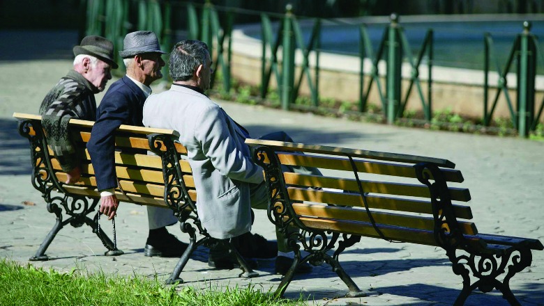 nis indeksimi me 4 1 kush perfiton sa rriten pagat ne qytet dhe sa ne fshat qeveria gati projektin per shtimin e pensioneve