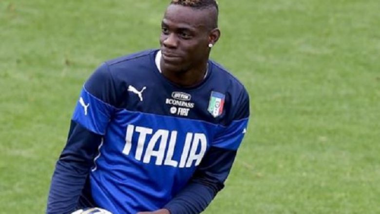 supermario balotelli pergatit rikthimin ne serie a tek genoa e presin krahehapur